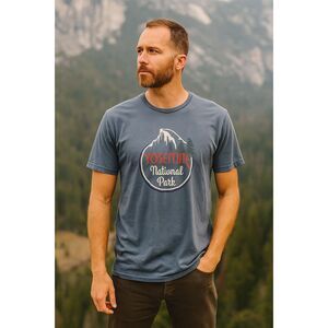 Yosemite National Park Blue 100% Cotton T Shirt Tee Top  Mens Size Medium
